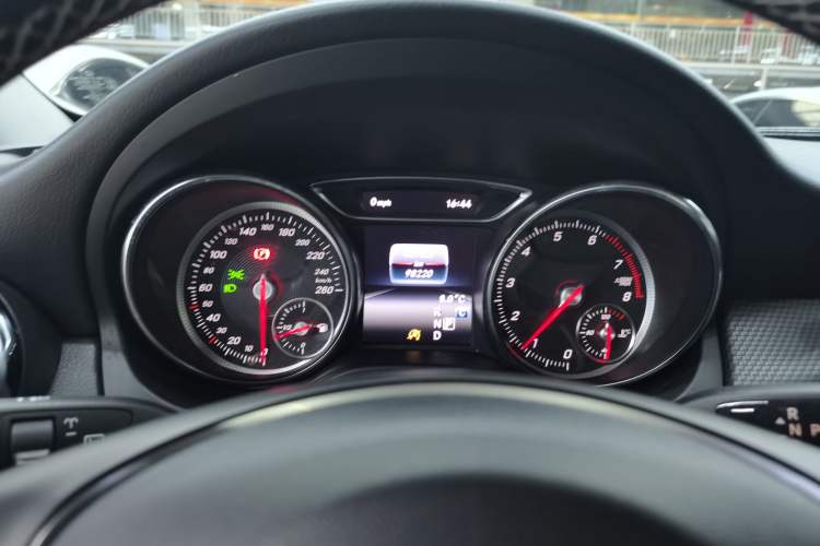 Used Mercedes-Benz GLA 2018 GLA 200 Sport Edition Instrument Cluster