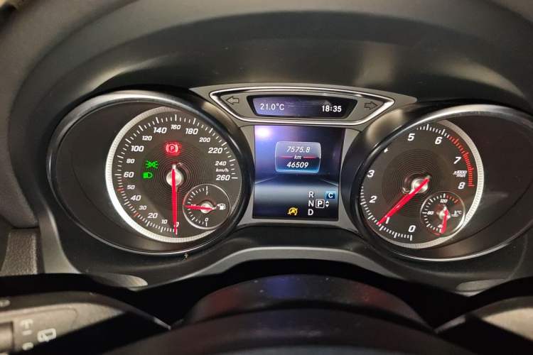 Used Mercedes-Benz GLA 2018 GLA 200 Fashion Model Instrument Cluster