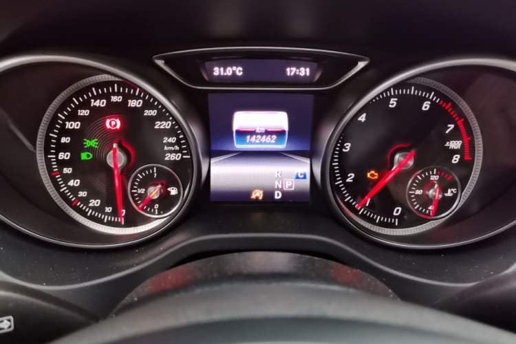Used Mercedes-Benz GLA 2018 GLA 200 Fashion Model Instrument Cluster