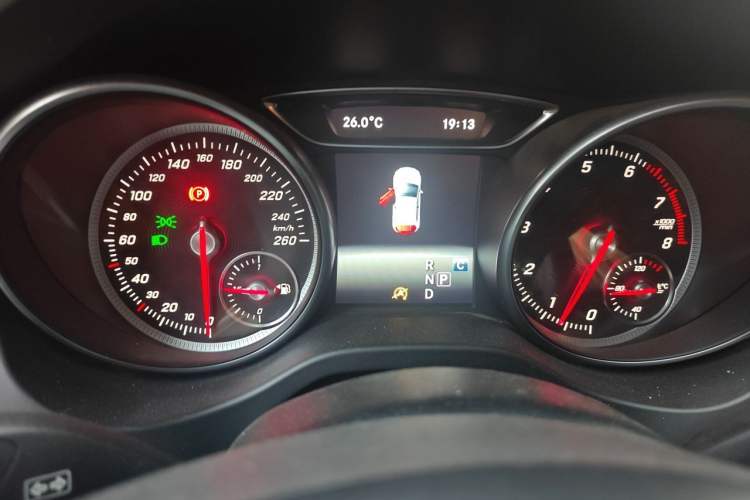 Used Mercedes-Benz GLA 2018 GLA 200 Sport Edition Instrument Cluster