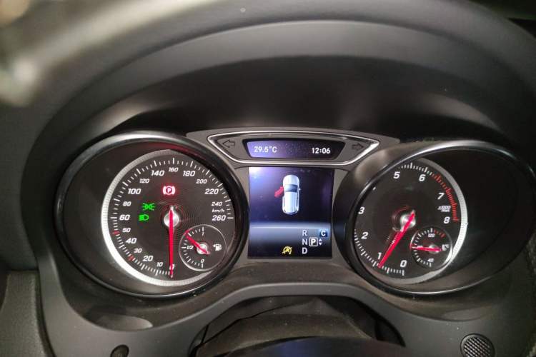 Used Mercedes-Benz GLA 2018 GLA 200 Fashion Model Instrument Cluster