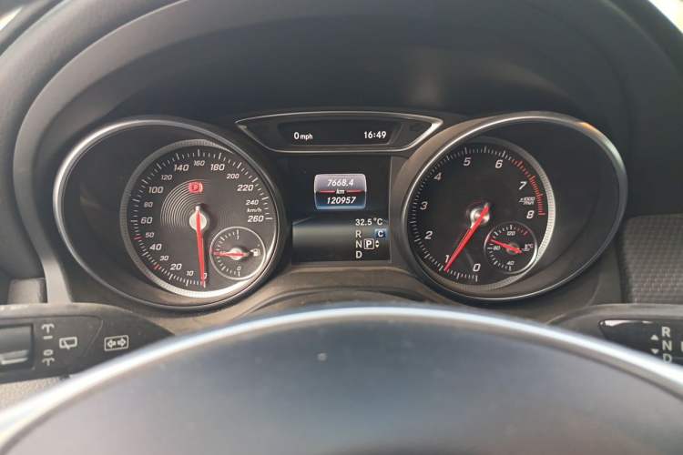 Used Mercedes-Benz GLA 2018 GLA 200 Sport Edition Instrument Cluster
