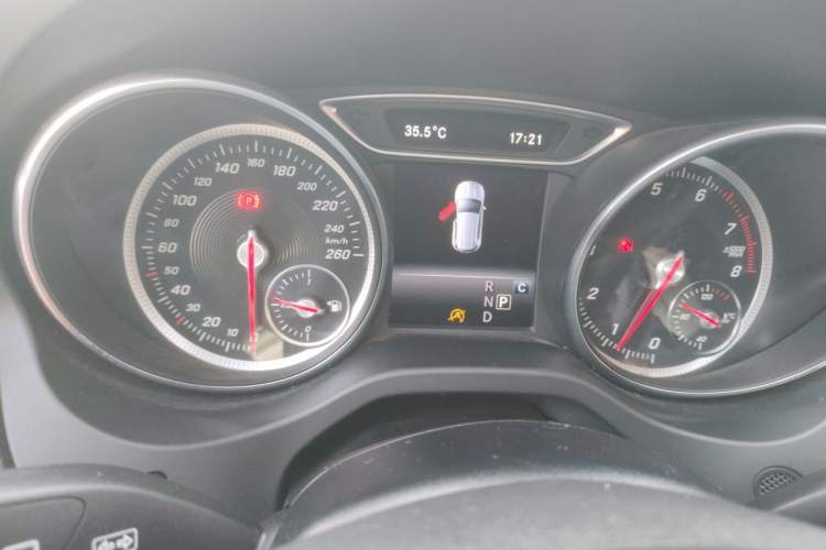 Used Mercedes-Benz GLA 2018 GLA 200 Sport Edition Instrument Cluster