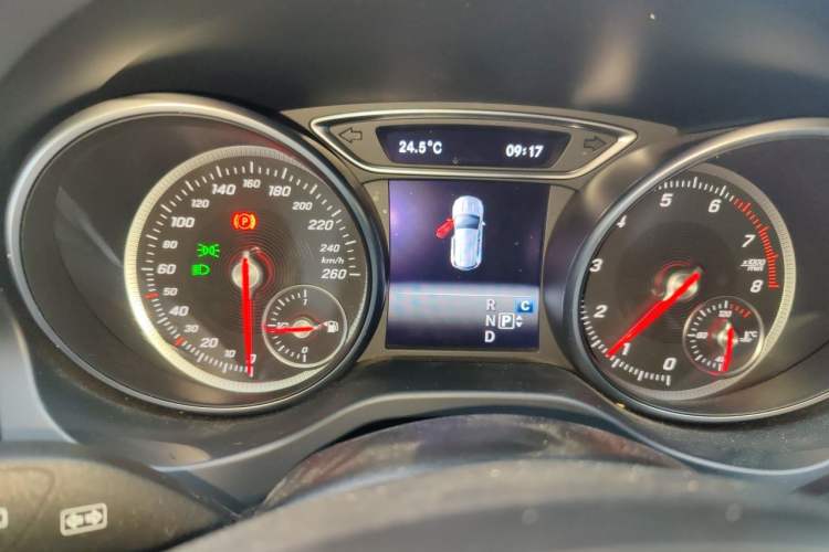 Used Mercedes-Benz GLA 2018 GLA 200 Sport Edition Instrument Cluster