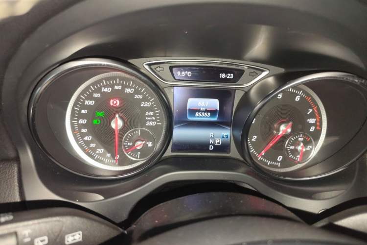 Used Mercedes-Benz GLA 2018 GLA 200 Sport Edition Instrument Cluster