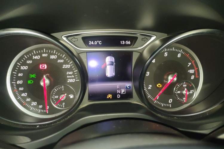 Used Mercedes-Benz GLA 2018 GLA 200 Sport Edition Instrument Cluster