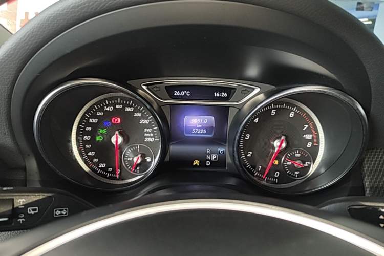Used Mercedes-Benz GLA 2018 GLA 200 Fashion Model Instrument Cluster