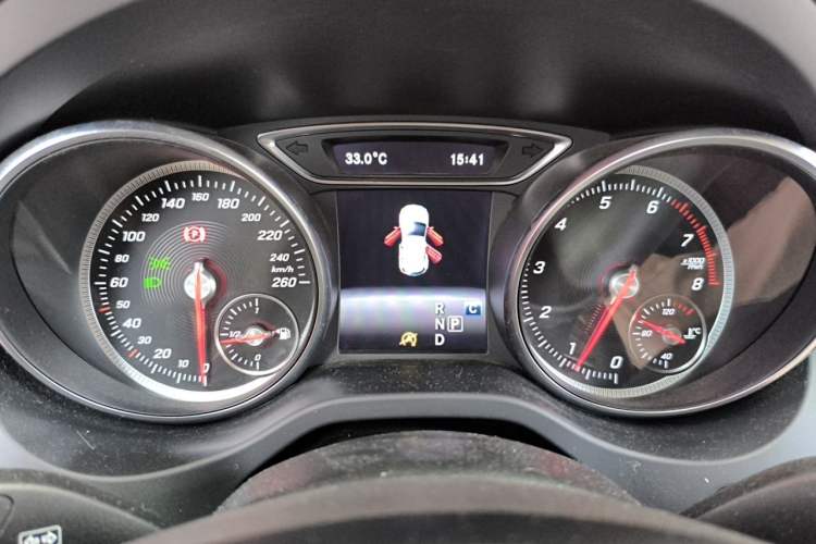 Used Mercedes-Benz GLA 2018 GLA 200 Fashion Model Instrument Cluster