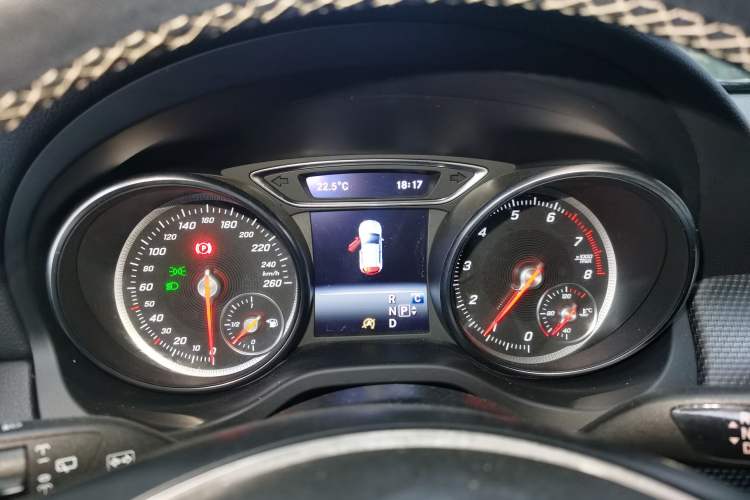 Used Mercedes-Benz GLA 2018 GLA 220 4MATIC Sport Edition Instrument Cluster