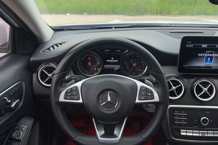 Used Mercedes-Benz GLA 2018 GLA 200 Sport Edition Instrument Cluster