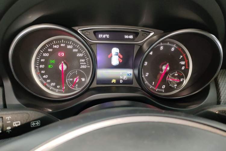Used Mercedes-Benz GLA 2018 GLA 200 Sport Edition Instrument Cluster