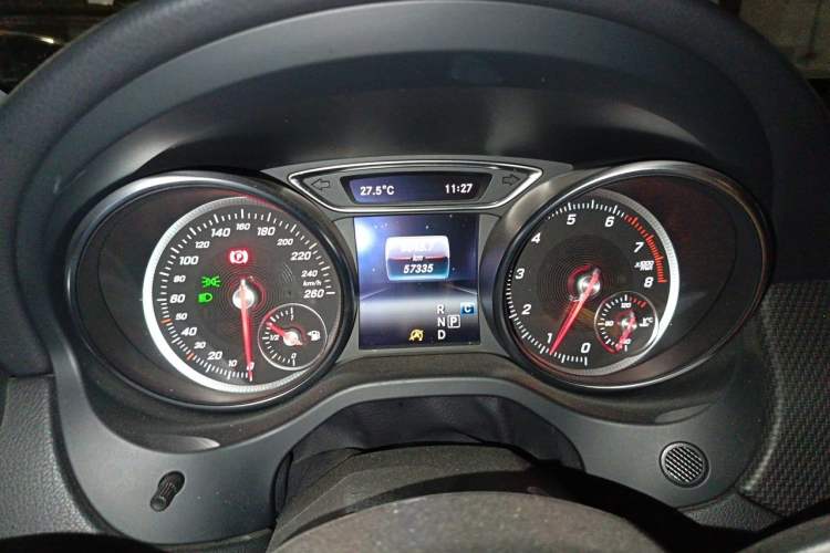 Used Mercedes-Benz GLA 2018 GLA 200 Sport Edition Instrument Cluster
