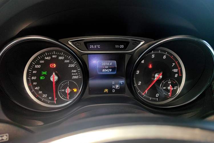 Used Mercedes-Benz GLA 2018 GLA 200 Fashion Model Instrument Cluster