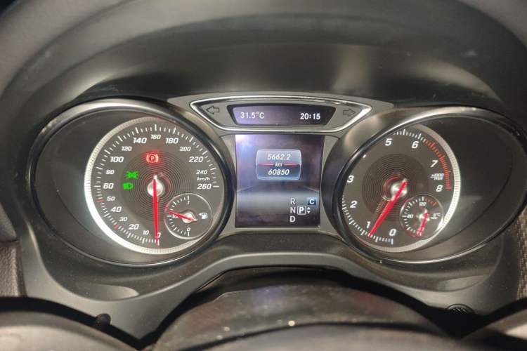 Used Mercedes-Benz GLA 2018 GLA 200 Fashion Model Instrument Cluster