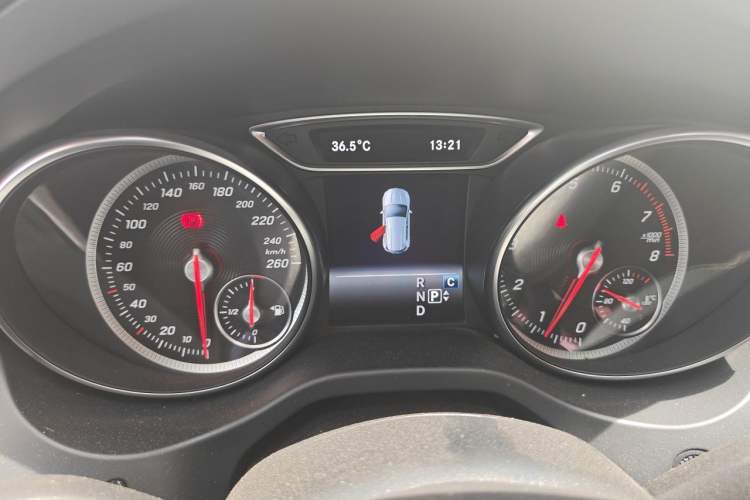 Used Mercedes-Benz GLA 2018 GLA 200 Sport Edition Instrument Cluster