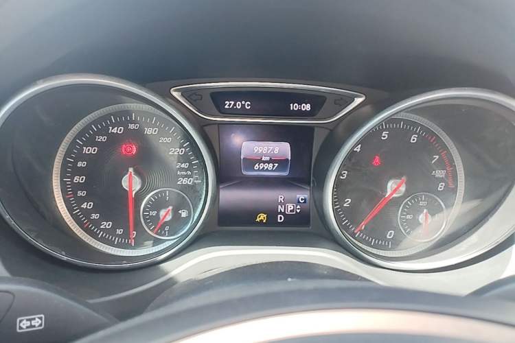 Used Mercedes-Benz GLA 2018 GLA 200 Sport Edition Instrument Cluster
