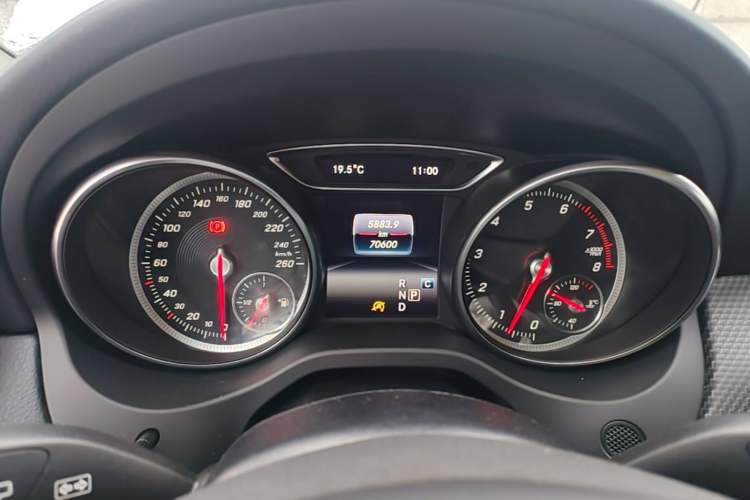 Used Mercedes-Benz GLA 2018 GLA 200 Sport Edition Instrument Cluster