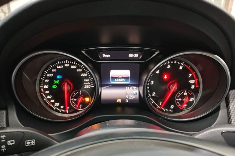 Used Mercedes-Benz GLA 2018 GLA 200 Sport Edition Instrument Cluster