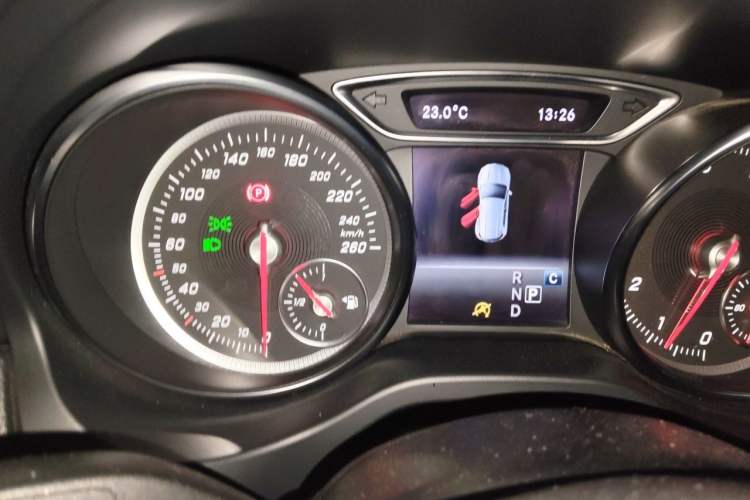 Used Mercedes-Benz GLA 2018 GLA 200 Sport Edition Instrument Cluster