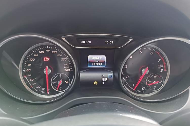 Used Mercedes-Benz GLA 2018 GLA 220 4MATIC Sport Edition Instrument Cluster