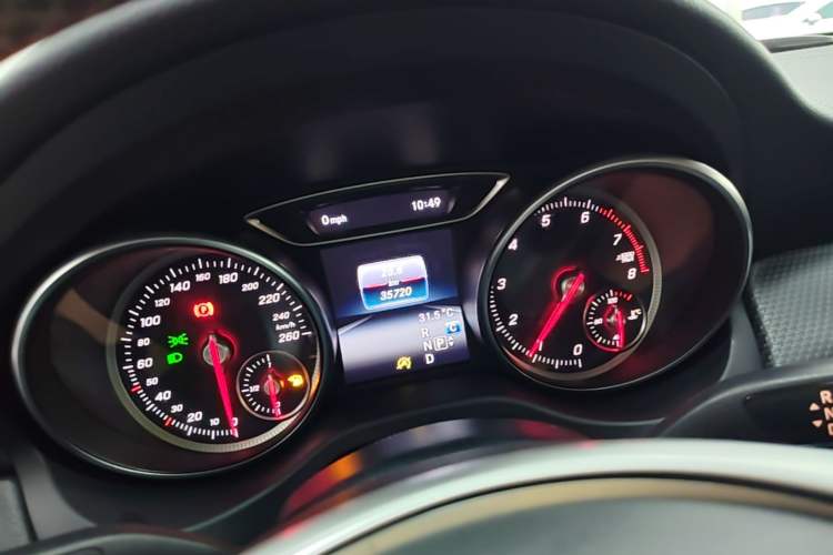 Used Mercedes-Benz GLA 2018 GLA 200 Fashion Model Instrument Cluster