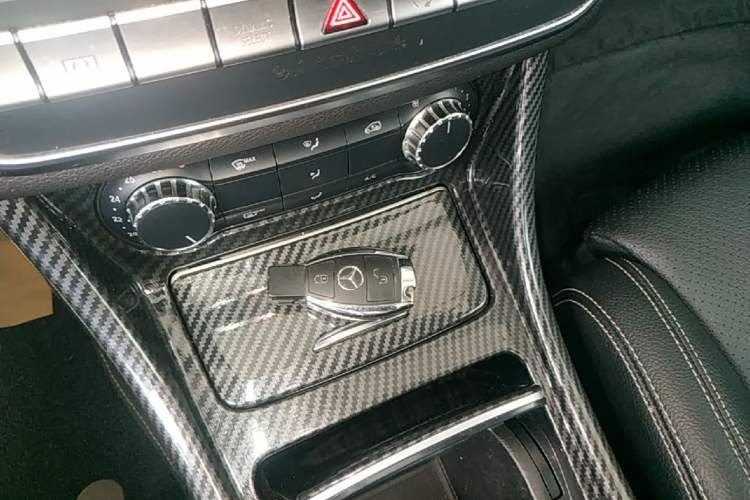 Used Mercedes-Benz GLA 2018 GLA 220 4MATIC Sport Edition Interior 1