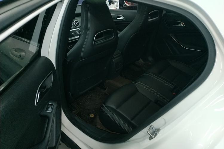 Used Mercedes-Benz GLA 2018 GLA 200 Fashion Model Interior 4