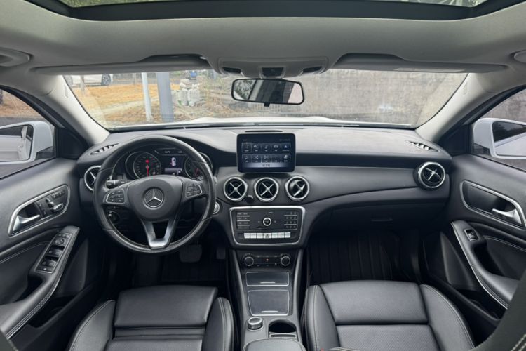 Used Mercedes-Benz GLA 2018 GLA 200 Fashion Model Interior 5