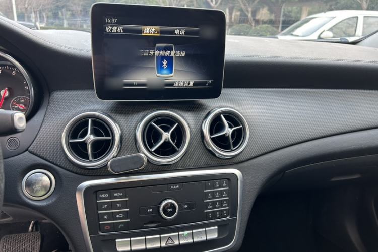 Used Mercedes-Benz GLA 2018 GLA 200 Fashion Model Interior 7