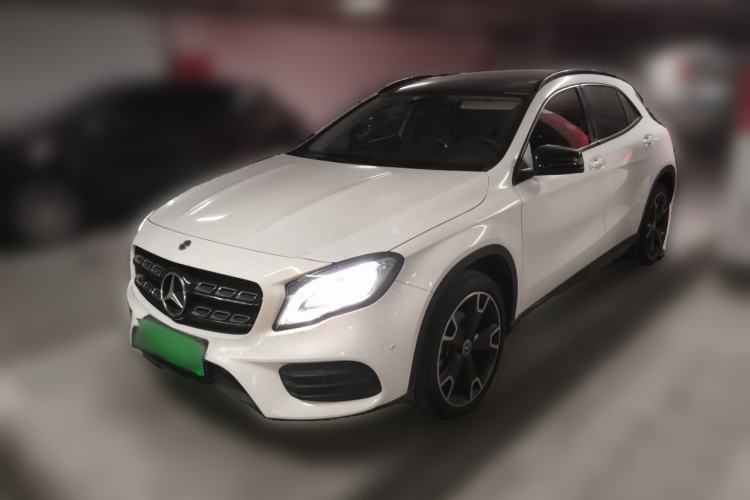 Used Mercedes-Benz GLA 2018 GLA 220 4MATIC Sport Edition Guazi used car, China used car export, Used car for sale, Used  cars, Cheapest cars for sale