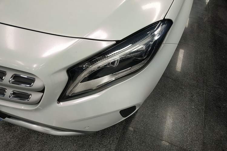 Used Mercedes-Benz GLA 2018 GLA 200 Fashion Model Left Front Headlight