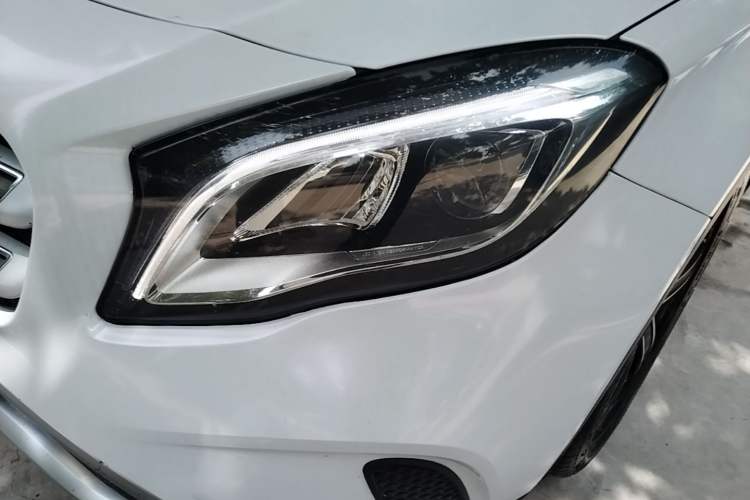 Used Mercedes-Benz GLA 2018 GLA 200 Fashion Model Left Front Headlight
