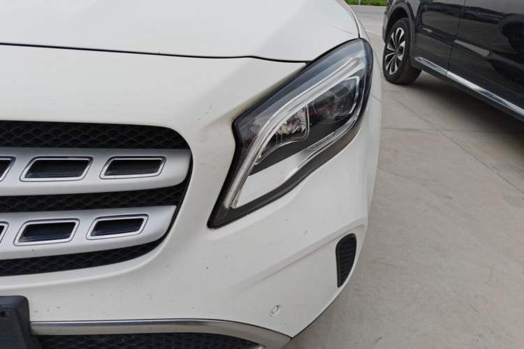 Used Mercedes-Benz GLA 2018 GLA 200 Fashion Model Left Front Headlight