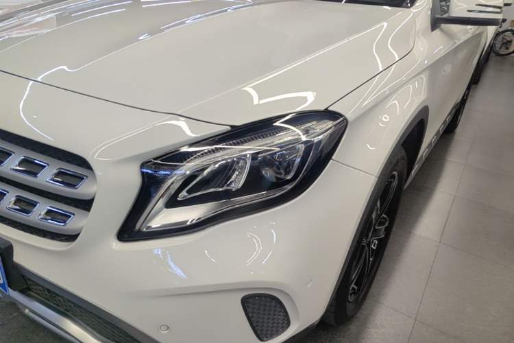 Used Mercedes-Benz GLA 2018 GLA 200 Fashion Model Left Front Headlight