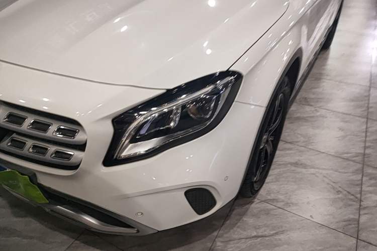Used Mercedes-Benz GLA 2018 GLA 200 Fashion Model Left Front Headlight