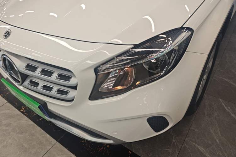 Used Mercedes-Benz GLA 2018 GLA 200 Sport Edition Left Front Headlight