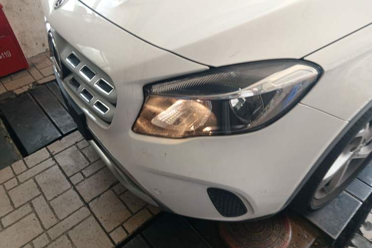 Used Mercedes-Benz GLA 2018 GLA 200 Sport Edition Left Front Headlight