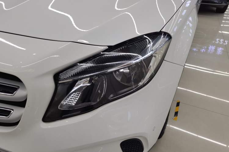 Used Mercedes-Benz GLA 2018 GLA 200 Sport Edition Left Front Headlight