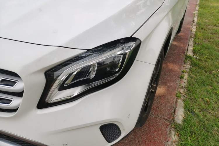 Used Mercedes-Benz GLA 2018 GLA 200 Fashion Model Left Front Headlight