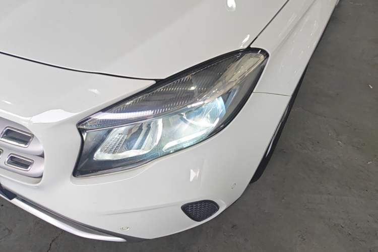 Used Mercedes-Benz GLA 2018 GLA 200 Sport Edition Left Front Headlight