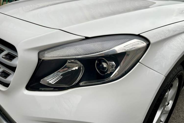 Used Mercedes-Benz GLA 2018 GLA 200 Sport Edition Left Front Headlight