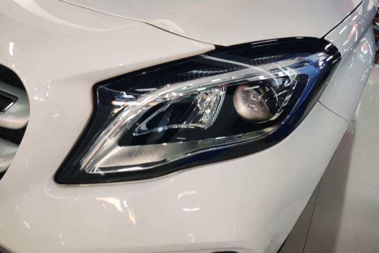 Used Mercedes-Benz GLA 2018 GLA 200 Fashion Model Left Front Headlight
