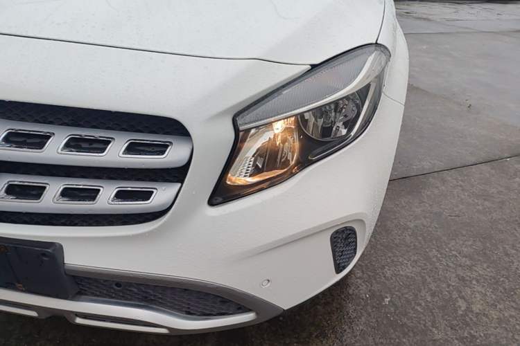 Used Mercedes-Benz GLA 2018 GLA 200 Sport Edition Left Front Headlight