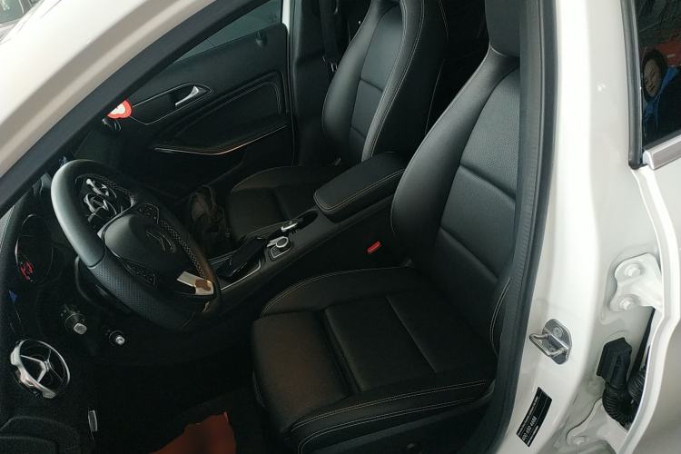 Used Mercedes-Benz GLA 2018 GLA 200 Fashion Model Left Front Seat