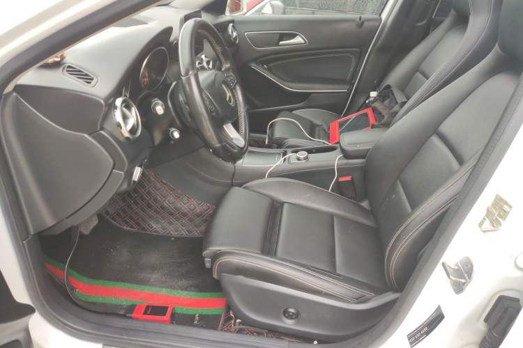Used Mercedes-Benz GLA 2018 GLA 200 Sport Edition Left Front Seat