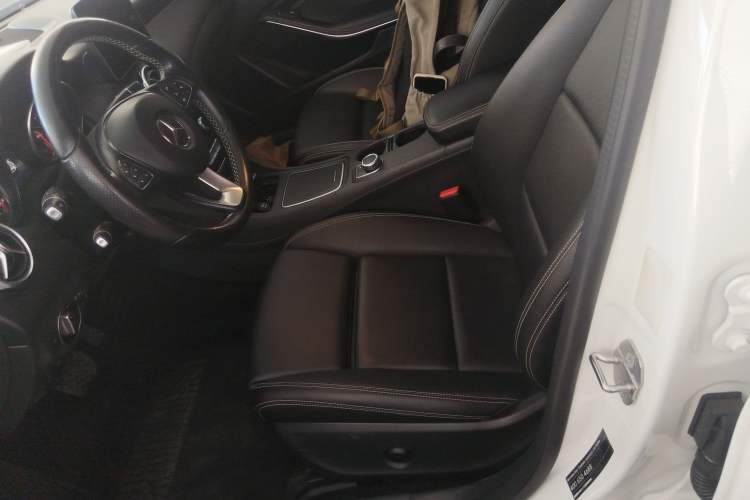 Used Mercedes-Benz GLA 2018 GLA 200 Sport Edition Left Front Seat