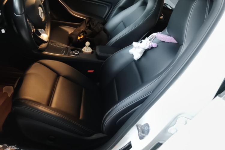 Used Mercedes-Benz GLA 2018 GLA 200 Fashion Model Left Front Seat