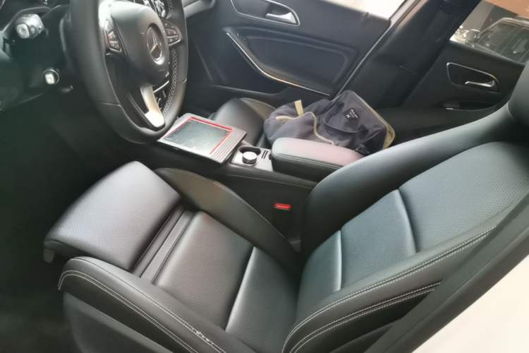 Used Mercedes-Benz GLA 2018 GLA 200 Sport Edition Left Front Seat