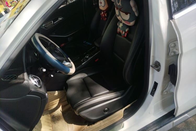 Used Mercedes-Benz GLA 2018 GLA 200 Fashion Model Left Front Seat