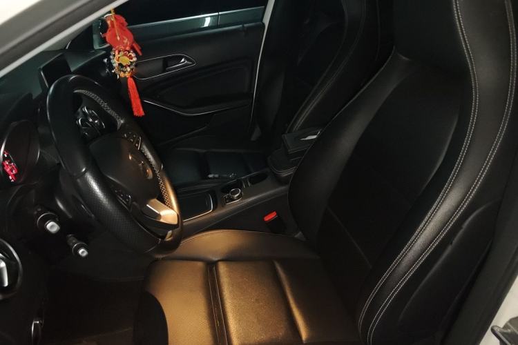 Used Mercedes-Benz GLA 2018 GLA 200 Sport Edition Left Front Seat